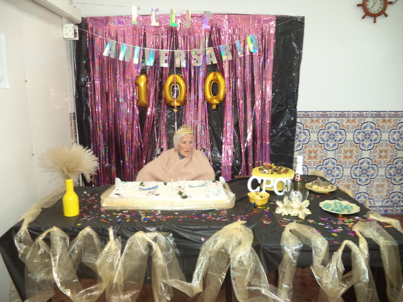 Feliz Aniversário à nossa Utente “D. Germana” pelo seu 100º aniversário em 16/02/2024